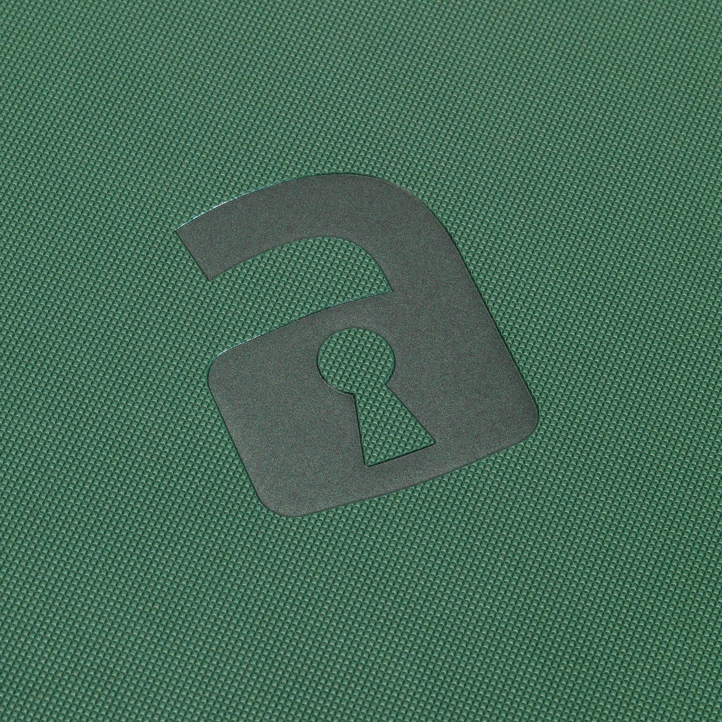 Vaultx - 9-Pocket Exo-Tec® Zip Binder - Metallic Green