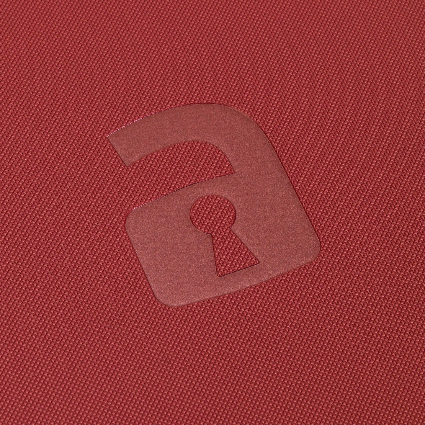 Vaultx - 9-Pocket Exo-Tec® Zip Binder - Metallic Red