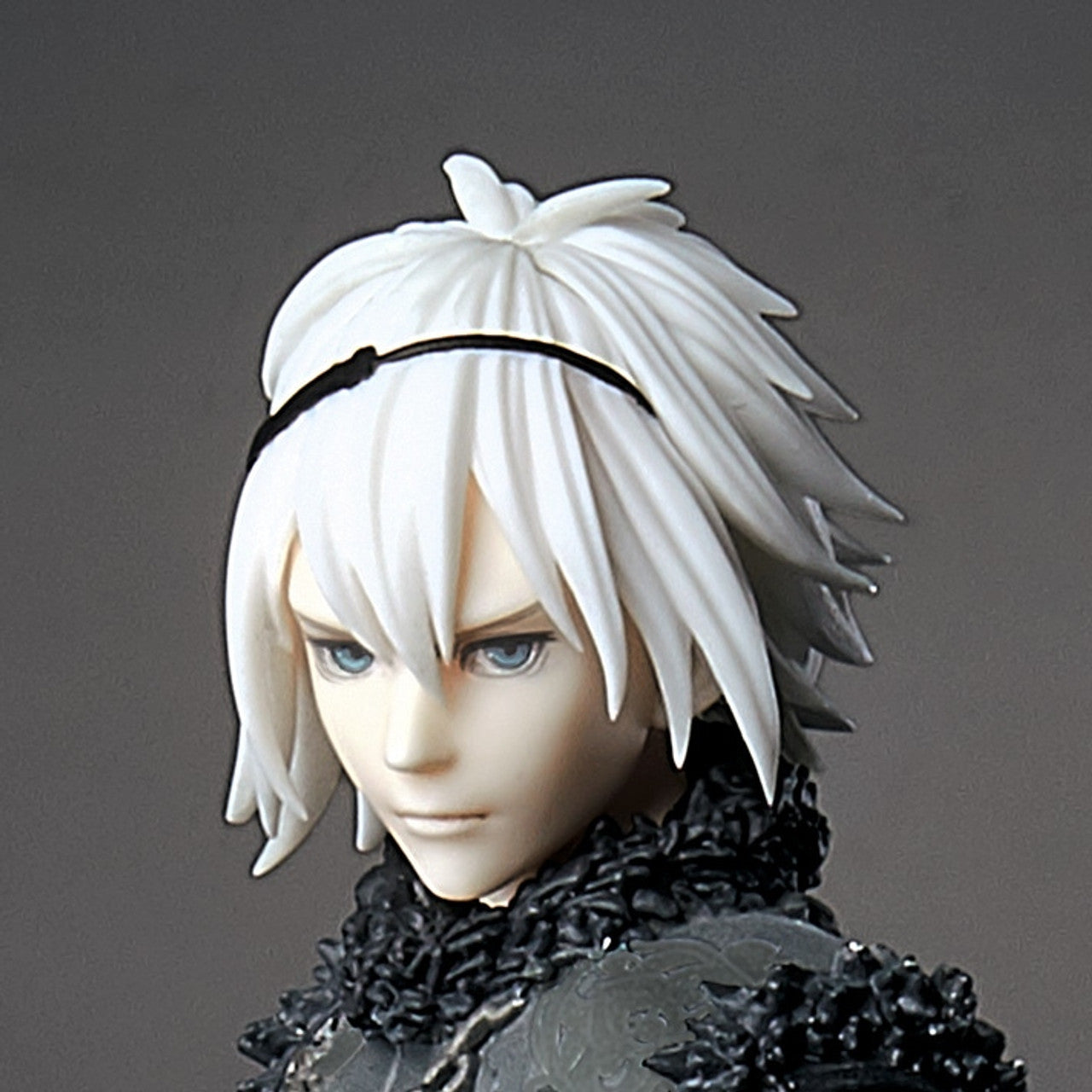 NIER REPLICANT VER.1.22474487139... STATUETTE - ADULT PROTAGONIST - PokeBox USA