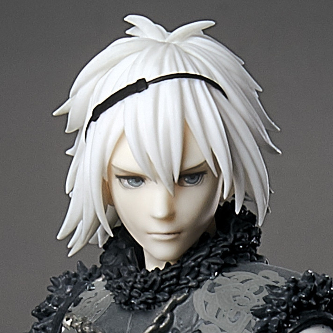 NIER REPLICANT VER.1.22474487139... STATUETTE - ADULT PROTAGONIST - PokeBox USA